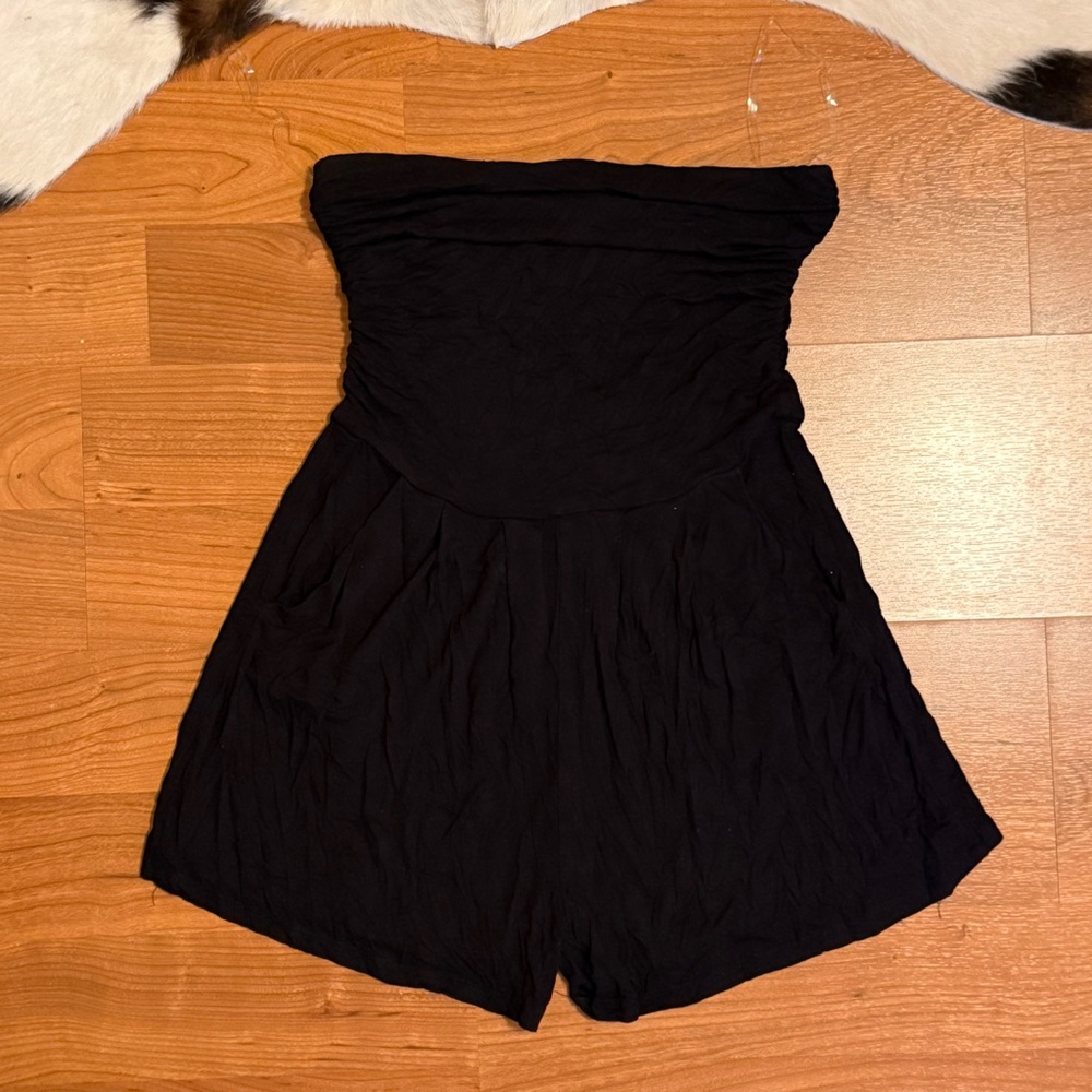 Medium Black Strapless Tube Top Stretchy Jumpsuit Romper & POCKETS